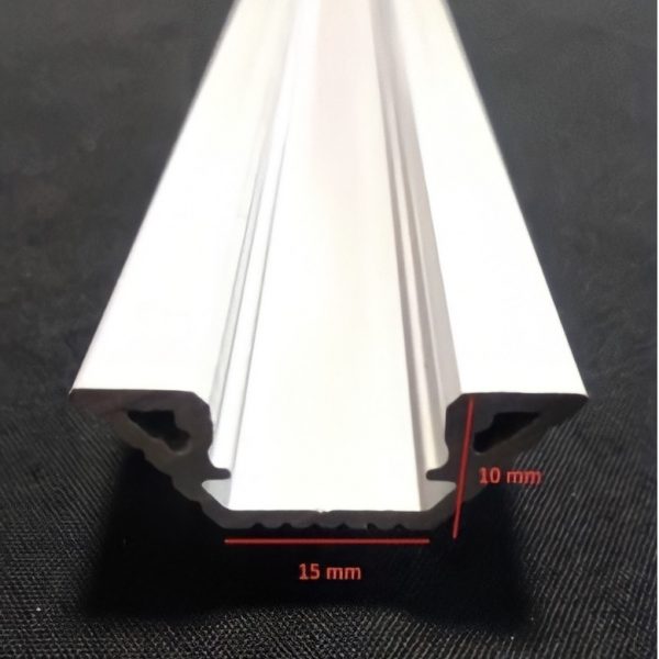 چراغ خطی کنجی